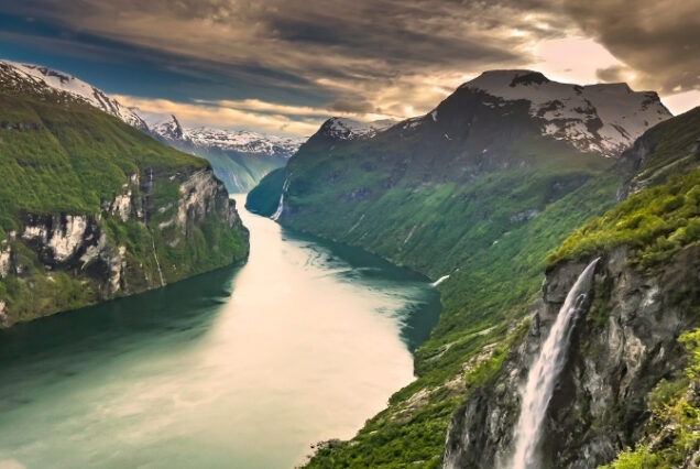 Fiorde e Nærøy